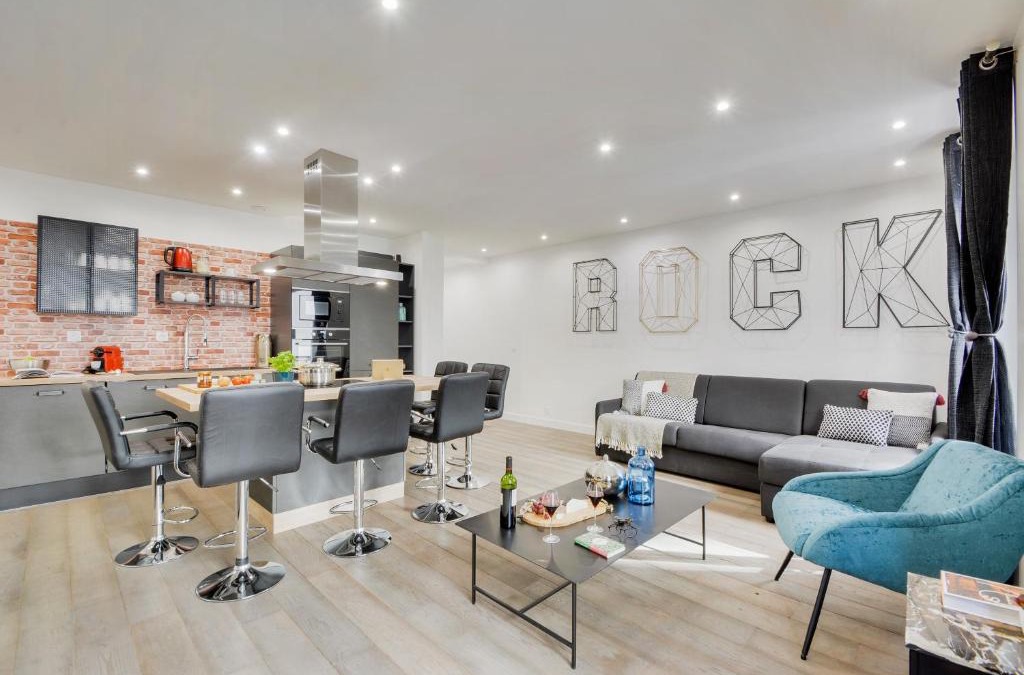 Quartier de la Roquette Apartment | BASTILLE/LE MARAIS-LUXURIOUS 3 rooms flat