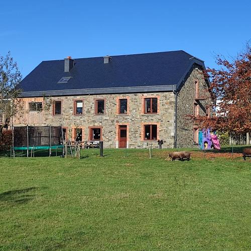 Mande Saint-Etienne House | Bastogne Maison de vacances avec sauna
