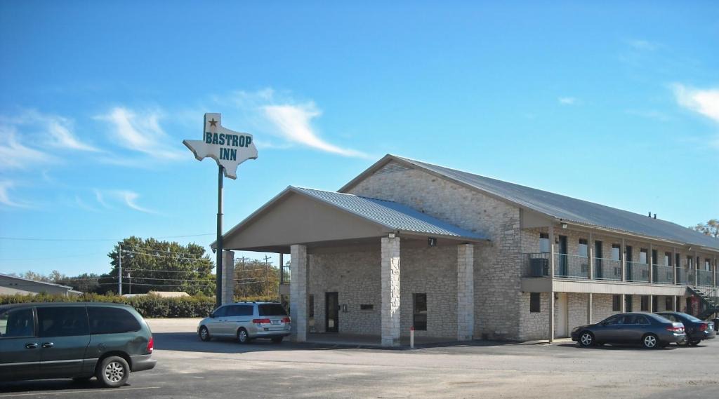 Bastrop Hotel | Bastrop Inn
