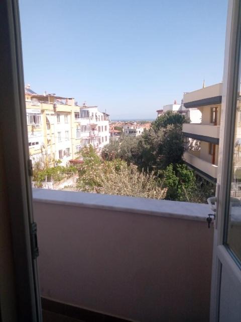 Altinoluk Apartment | Batırflay