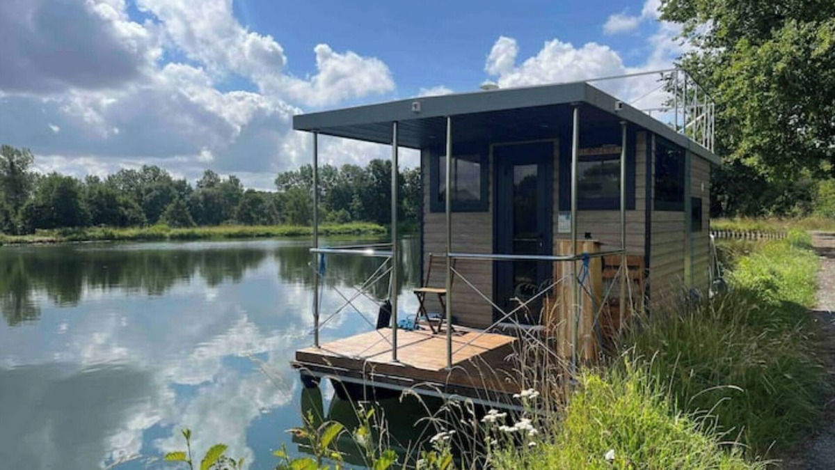 Thierache Sambre et Oise Boat Rental | Bateau Comfortable sur L'eau