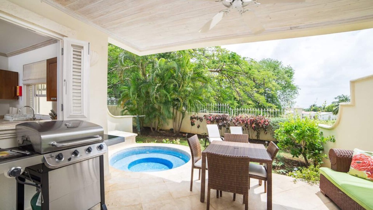 Little Battaleys Villa | Battaleys Mews 22 - Summer specials being offered