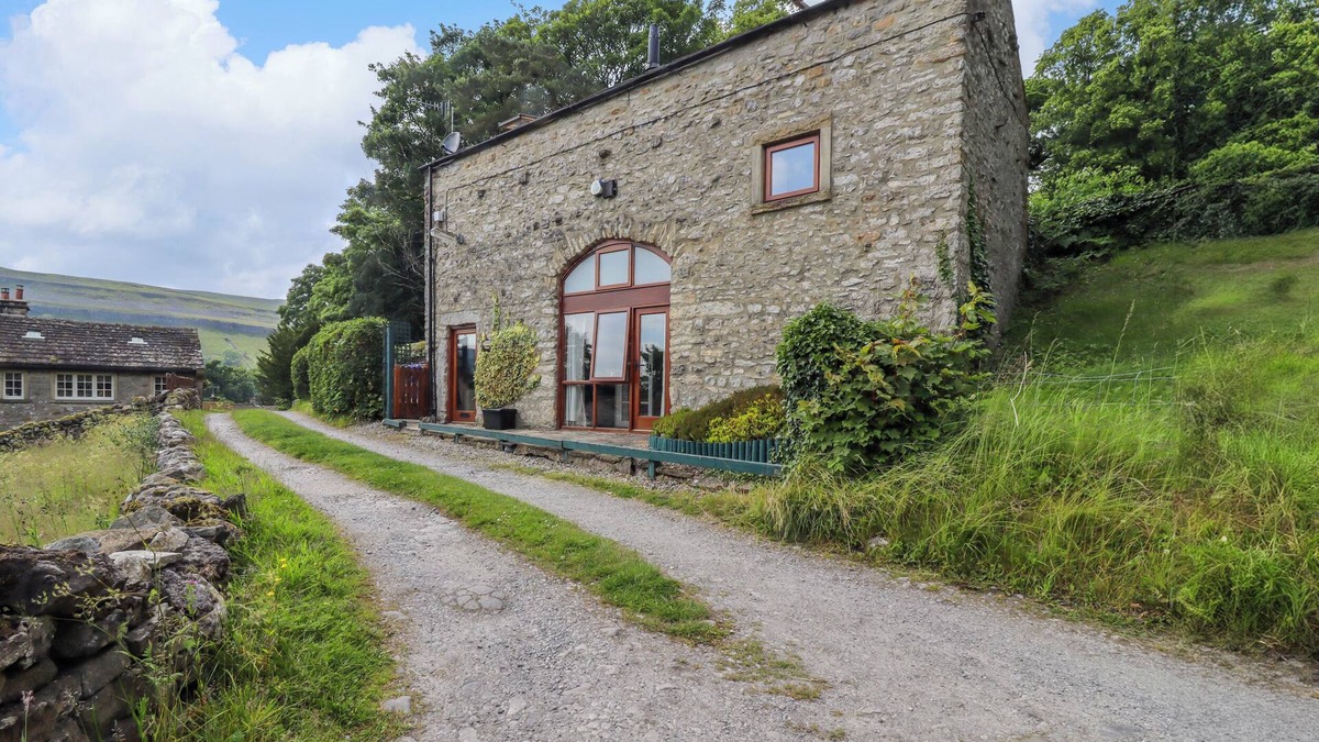 Kettlewell Cottage | BATTERY BARN, pet friendly, character holiday cottage in Kettlewell