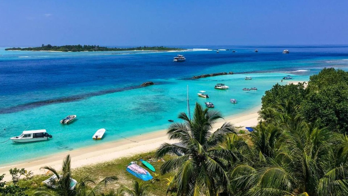 Thulusdhoo Island House | Batuta Maldives Inn