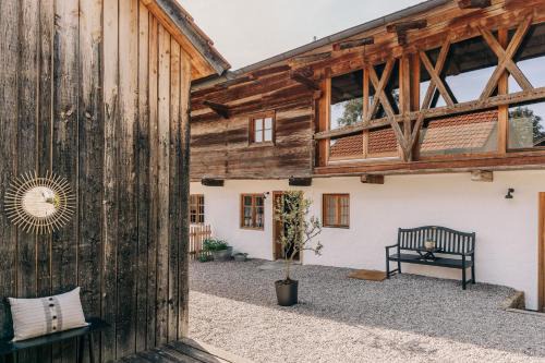 Eurasburg House | Bauernchalet elbacher gütel - Exklusives Ferienhaus am Starnberger See