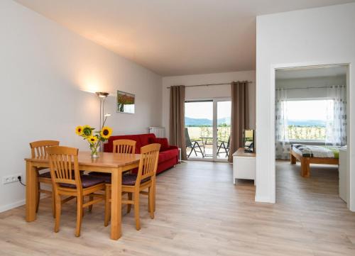 Edingen-Neckarhausen Apartment | Bauernhof Koch