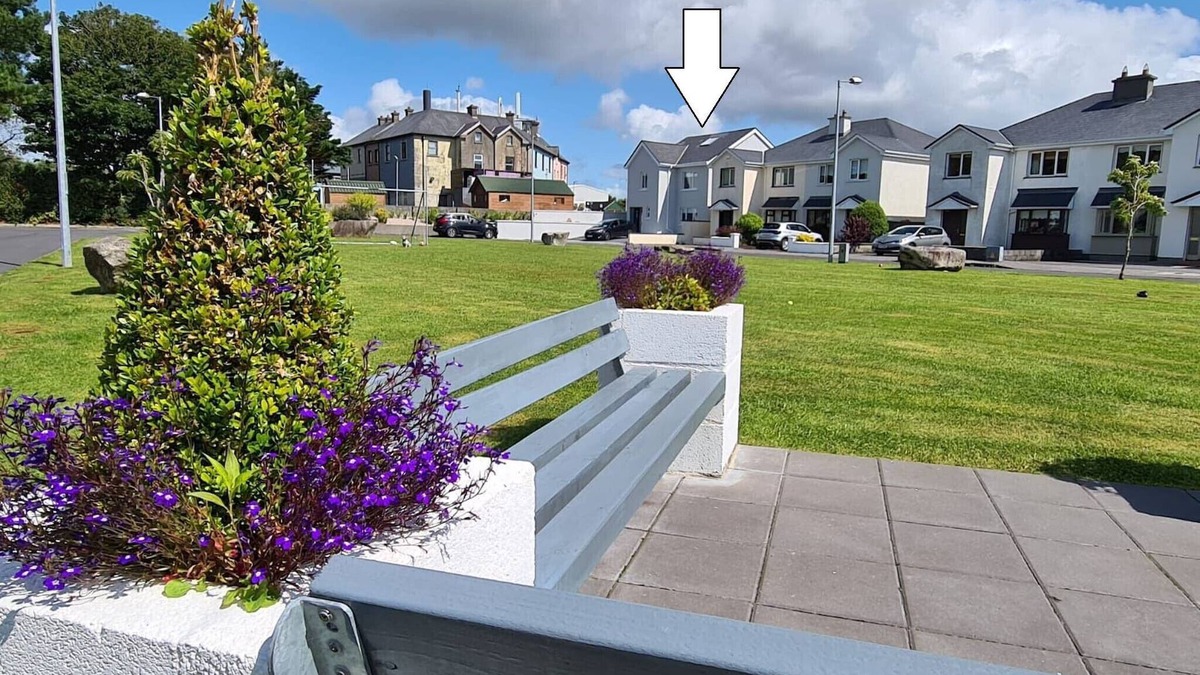 Spiddal House | Bay Area House is a perfect base to tour Connemara