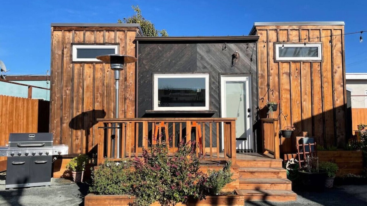 North and East House | Bay Area Tiny House Getaway