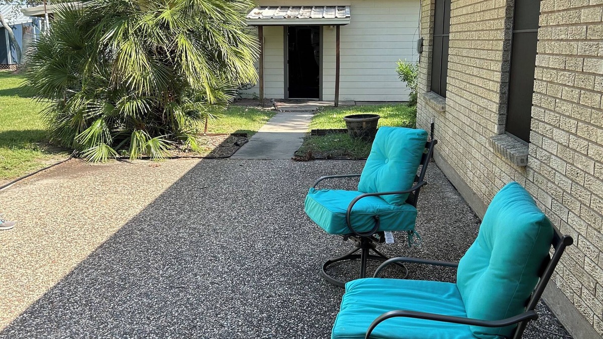 Port O Connor House | Bay Brick house near the beach and great saltwater fishing huge boat parking