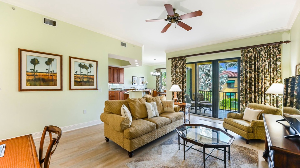 Royal Harbor Cottage | Bay Dreamer Cottage at Naples Bay Resort
