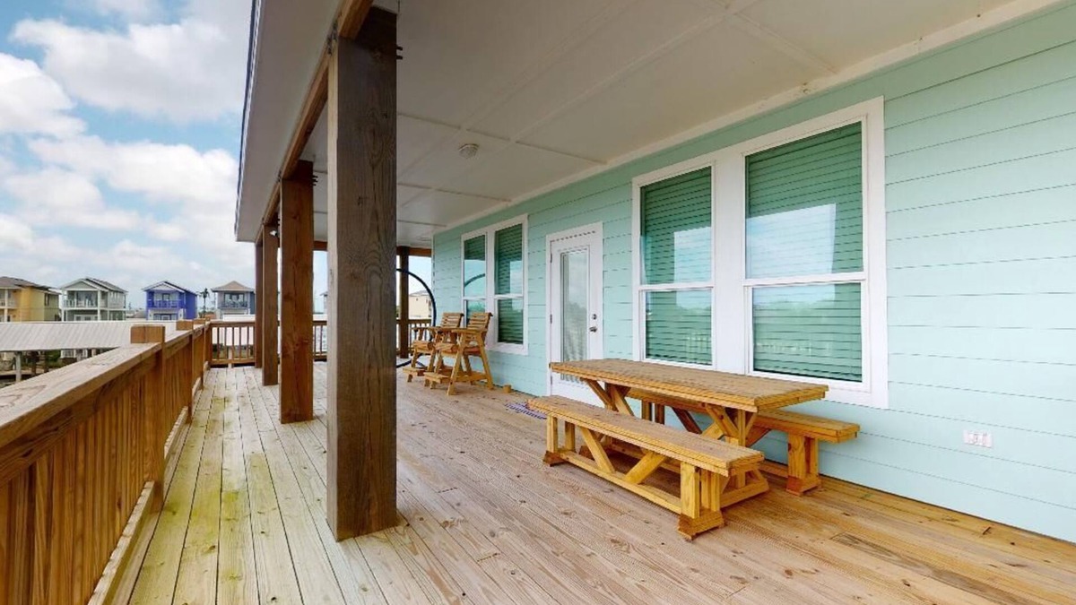 Galveston House | Bay Dreaming: 3 BR, 2 BA House in Port Bolivar, Sleeps 12