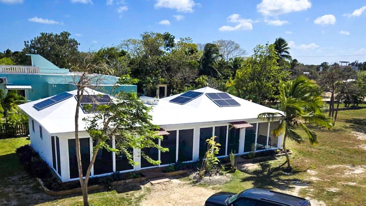 Corozal Cottage | Bay Front Eco-Cottage/2 units/Corozal with WiFi, AC