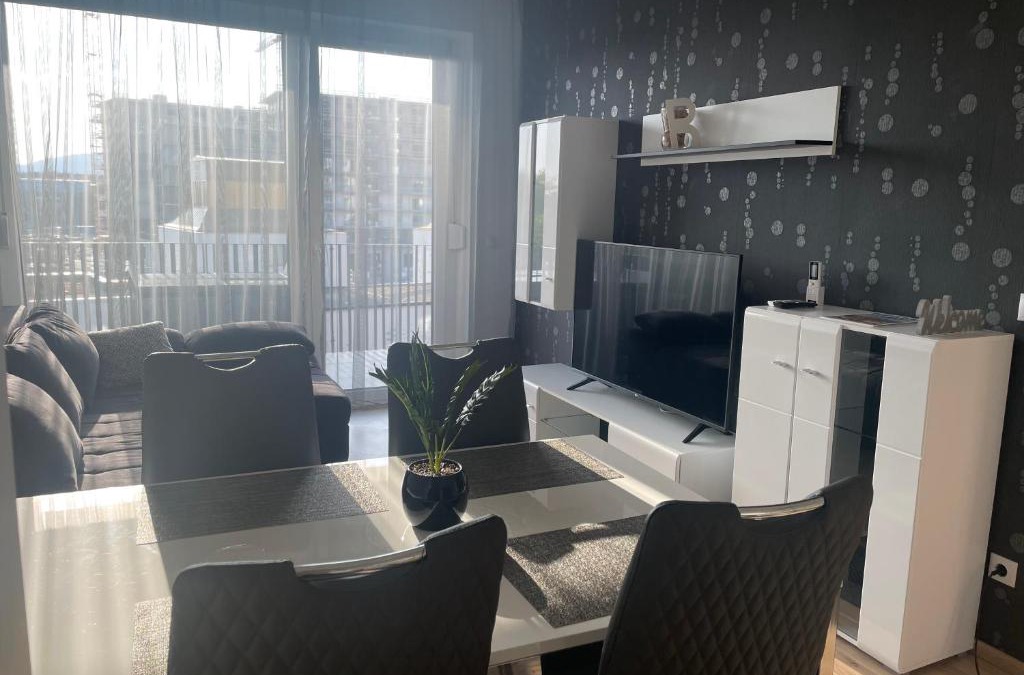 Nadorkert Apartment | Bay Shore Flat