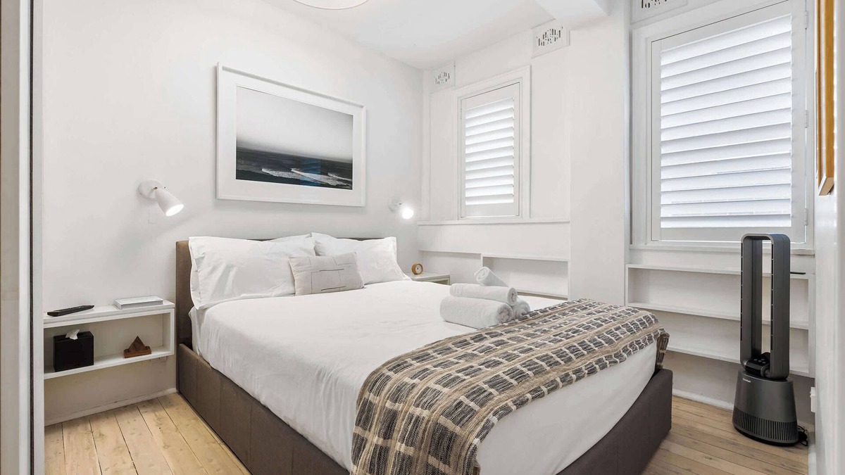 Rushcutters Bay Apartment | Bay View in Rushcutters Bay