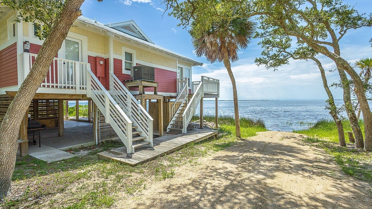 Carrabelle House | Bay Watch 3BR/2BA Great Bay View