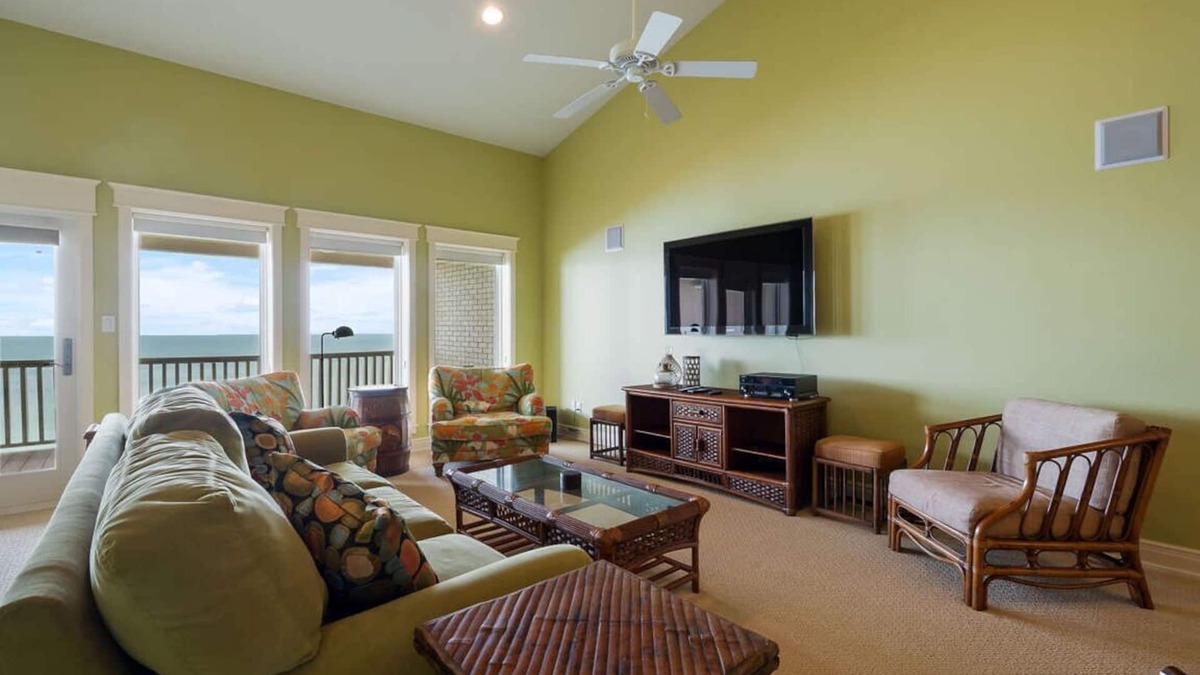 South Padre Island House | Bayfront Escape 5 Bedroom Townhouse Hot Tub- Add on