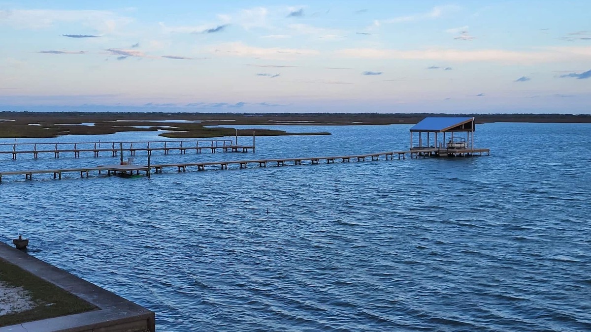 Rockport House | Bayfront Home w/NEW 240' Private Fishing Pier - 2/2, sleeps 6
