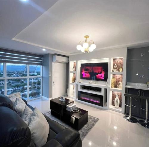 Portmore Apartment | Bayfront Luxury beachfront escape with Pool in Portmore Book Now