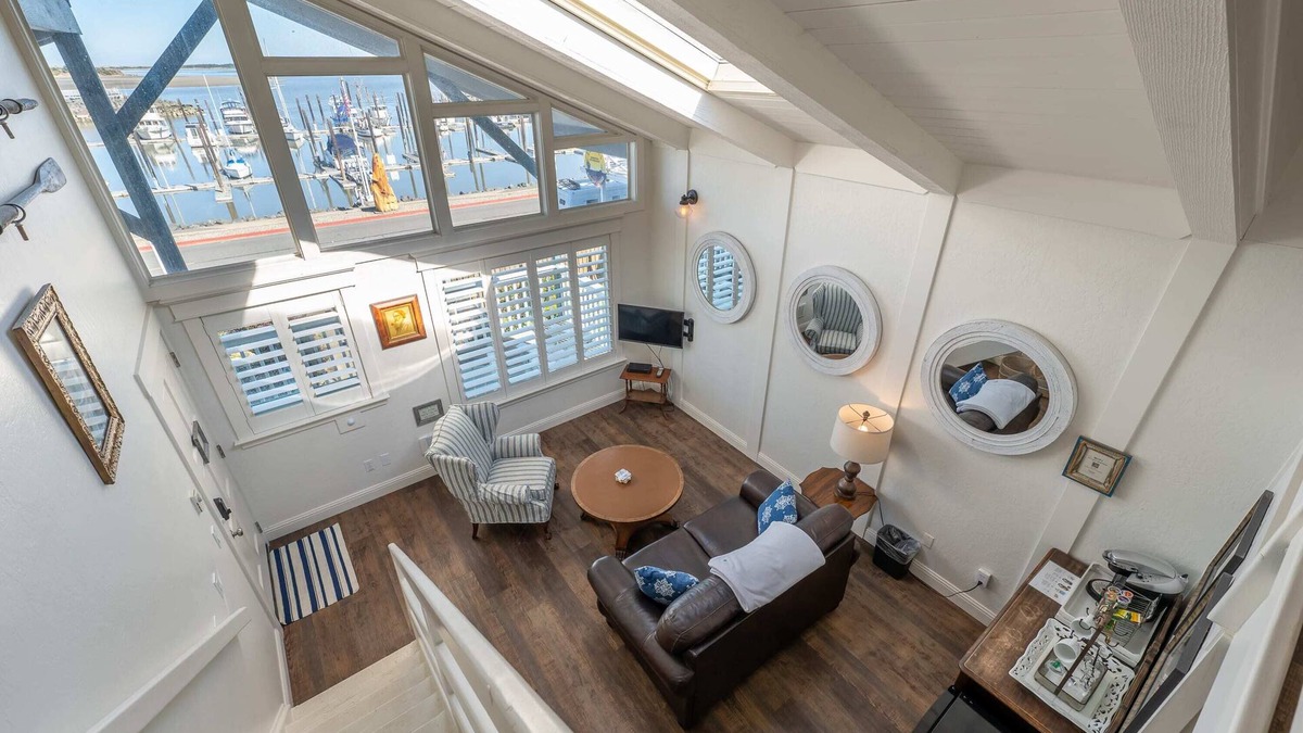 Bandon House | Bayfront Master Suite | Bandon Marina Inn