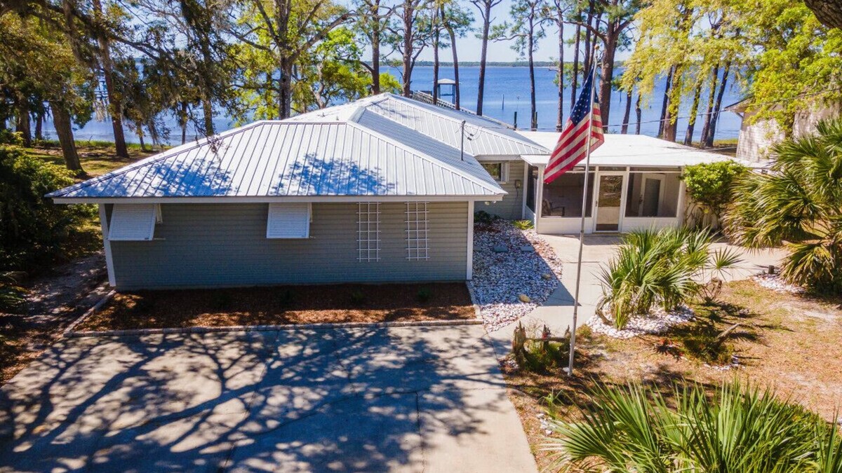 Panacea House | Bayfront Property/Ocean Views/Boat Dock/Kayak/Large Parking/Dog Friendly
