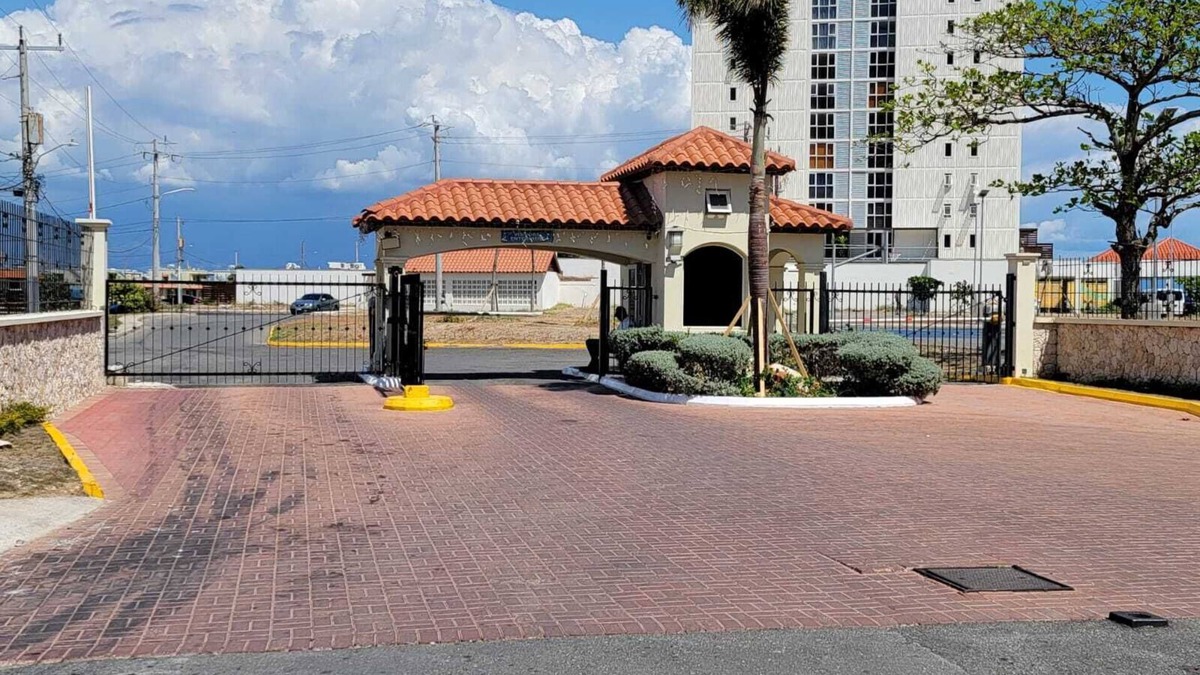 Portmore Apartment | Bayfront Villas and Apt