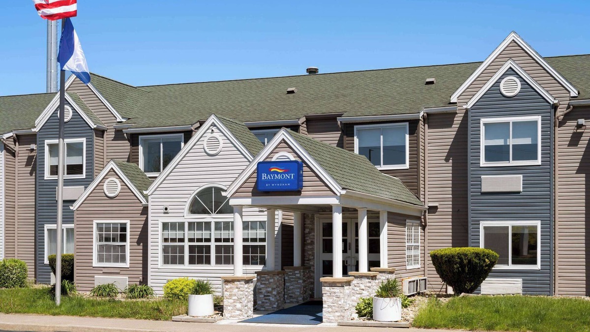 Boardman Hotel | Baymont by Wyndham Boardman