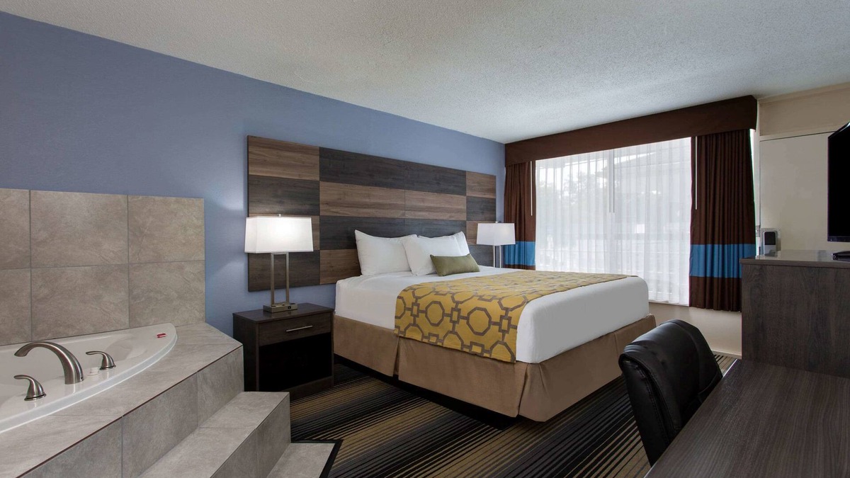 Cheraw Hotel | Baymont by Wyndham Cheraw