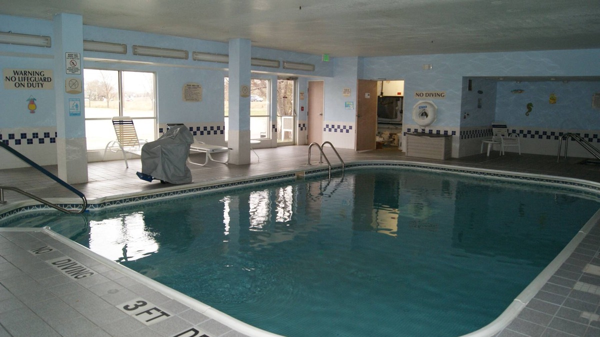 Coon Rapids Hotel | Baymont by Wyndham Coon Rapids