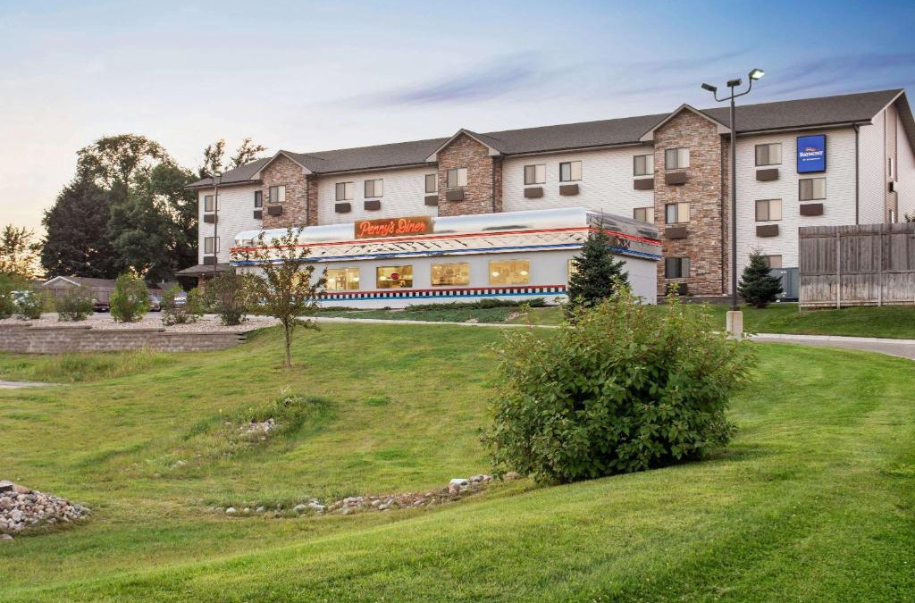 Glenwood Hotel | Baymont by Wyndham Glenwood