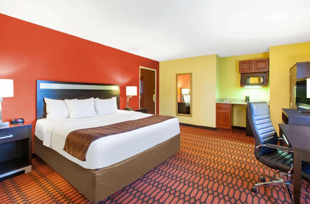 Paxtonia Hotel | Baymont by Wyndham Harrisburg