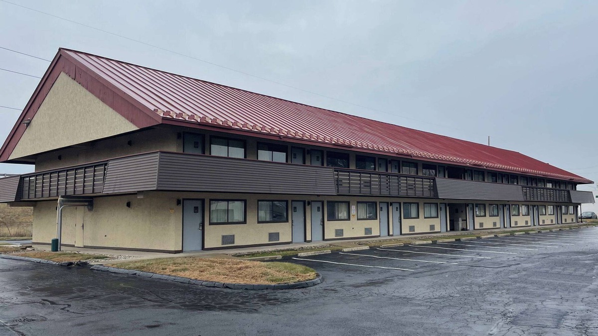 Holland Hotel | Baymont By Wyndham Holland/Toledo
