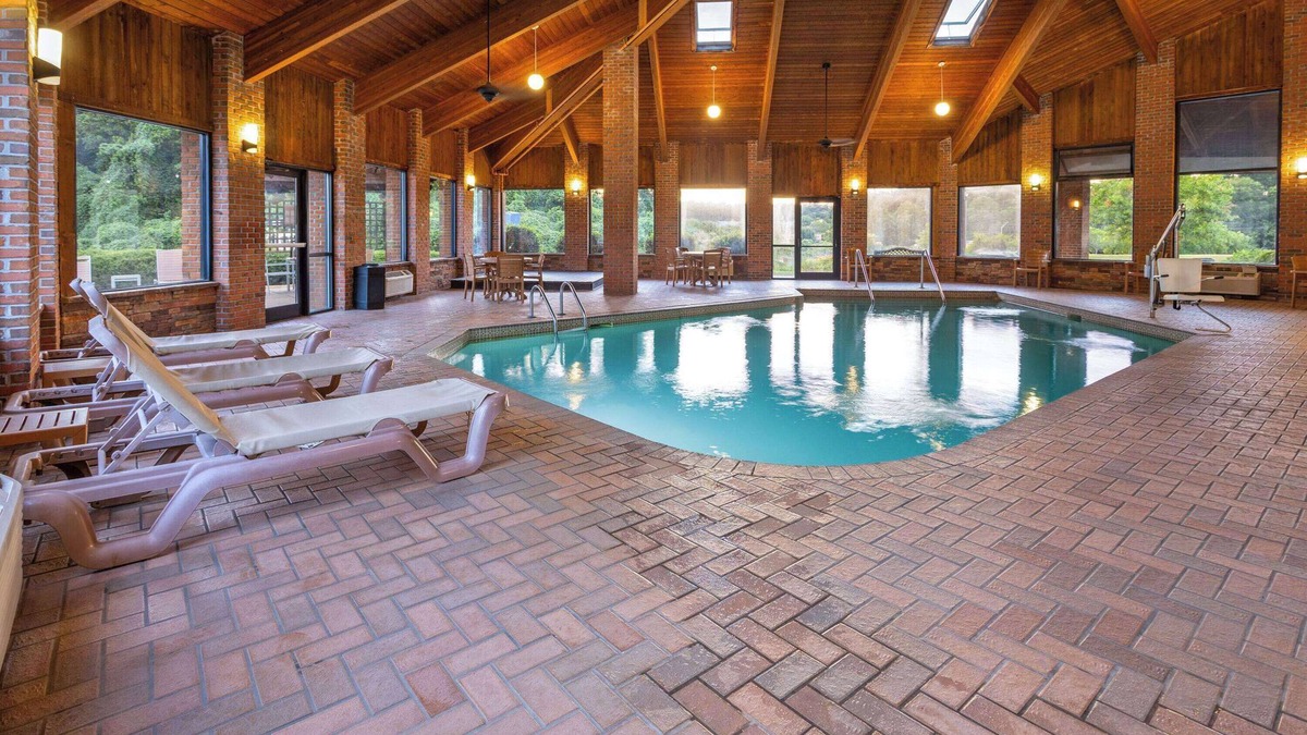 LaGrange Hotel | Baymont by Wyndham LaGrange