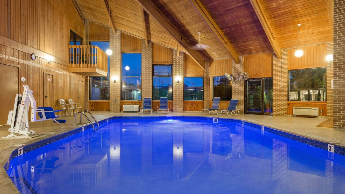 Lancaster Hotel | Baymont by Wyndham Lancaster