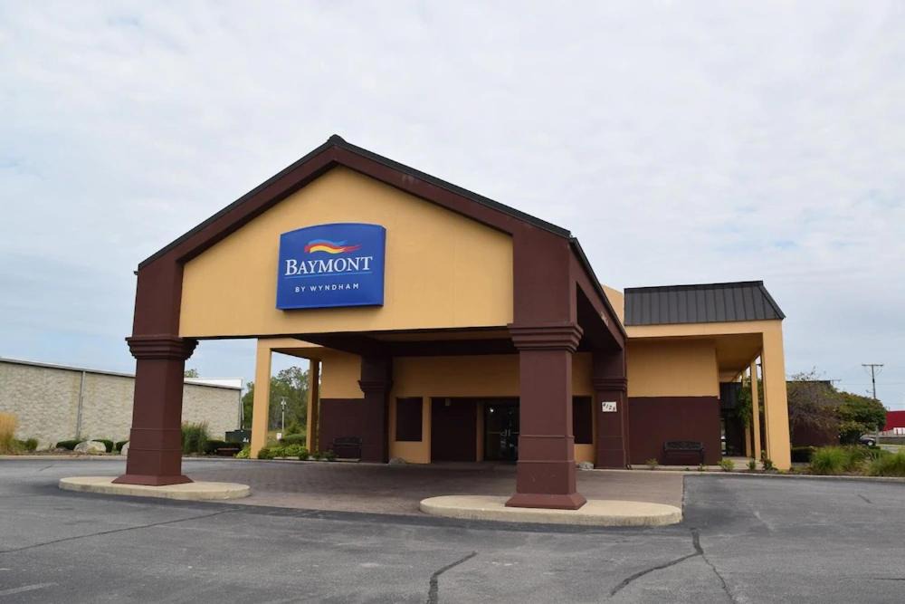 Michigan City Hotel | Baymont by Wyndham Michigan City