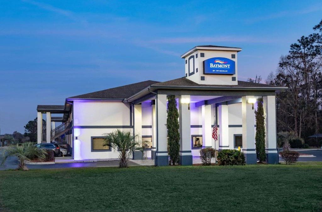Midway Hotel | Baymont by Wyndham Midway Tallahassee