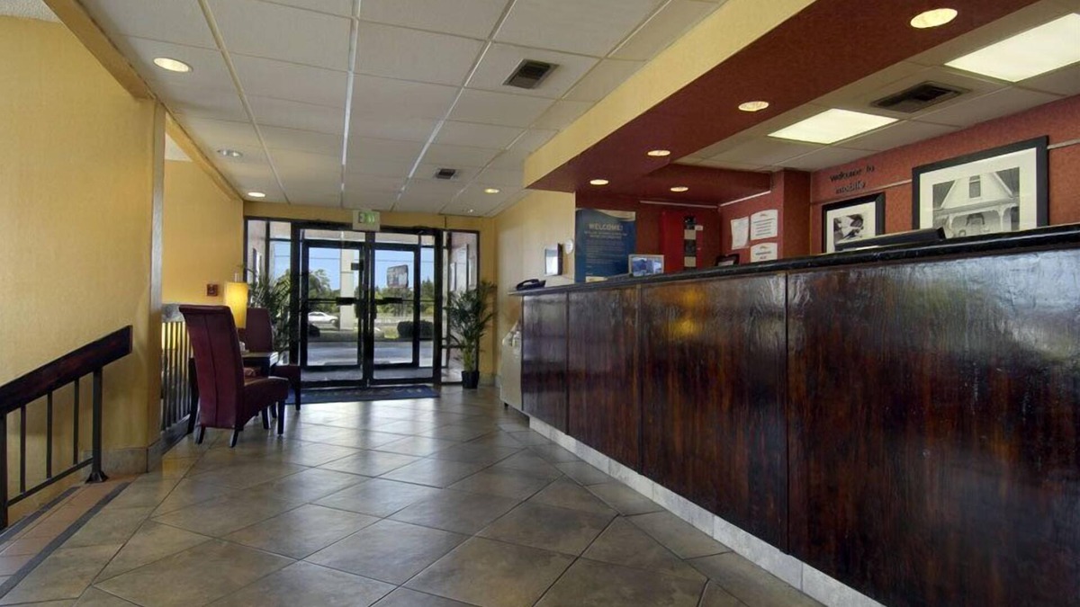 Mobile Hotel | Baymont by Wyndham Mobile/I-65