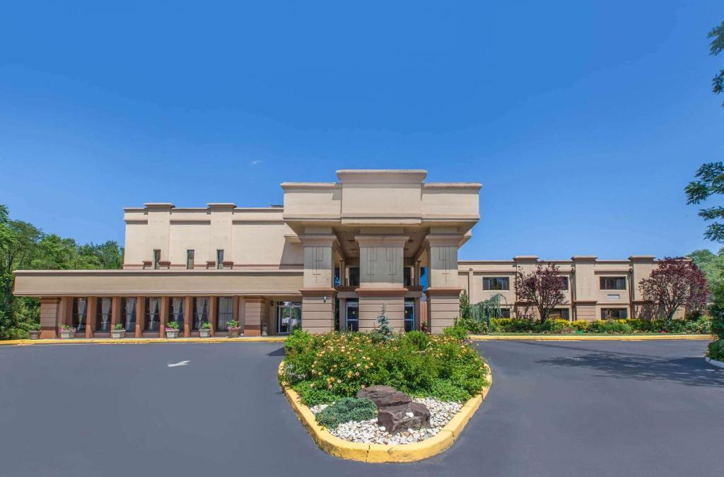 Hibernia Hotel | Baymont by Wyndham Pompton Plains/Wayne