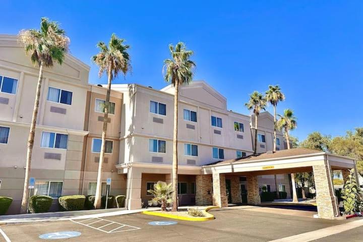 North Mountain Hotel | Baymont by Wyndham Phoenix North