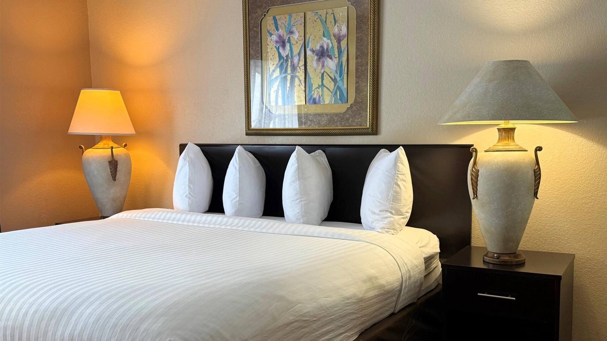 Plainfield Hotel | Baymont by Wyndham Plainfield/Indianapolis Arpt Area