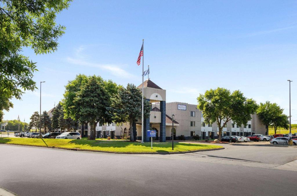 Shakopee Hotel | Baymont by Wyndham Shakopee