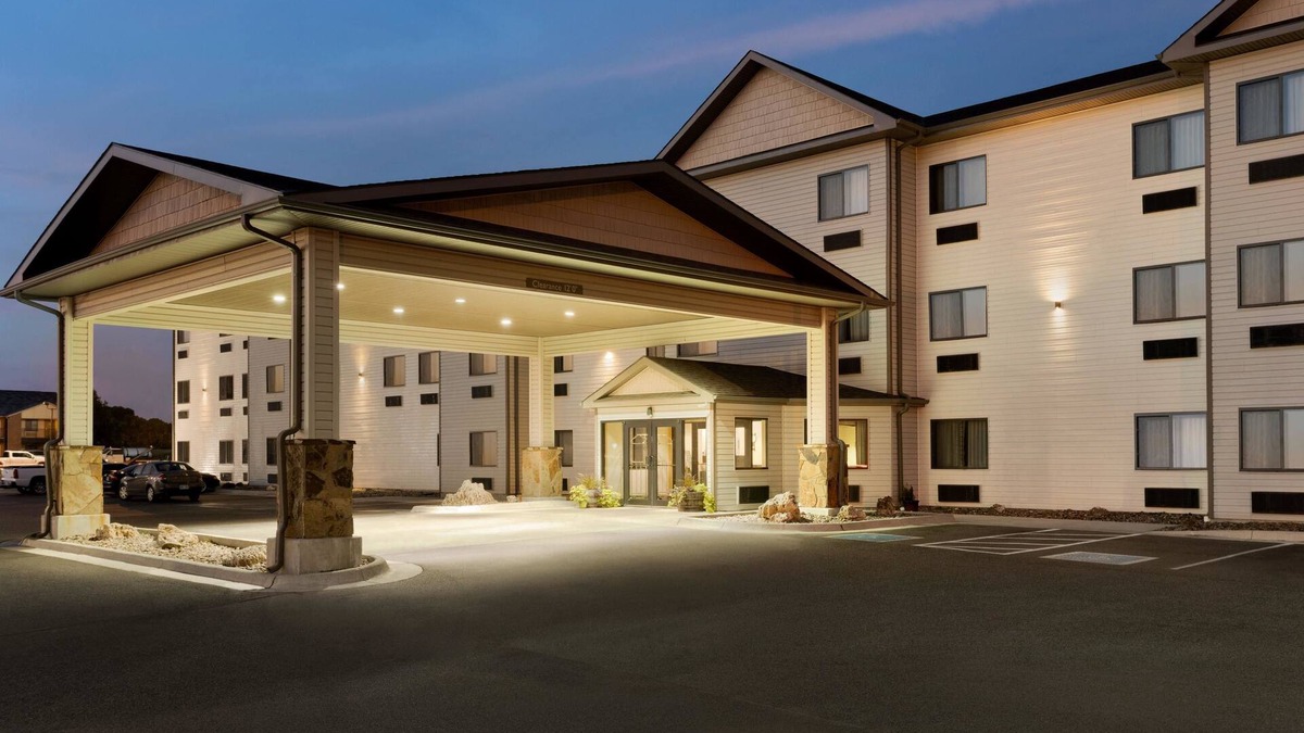 Wellington Hotel | Baymont by Wyndham Wellington