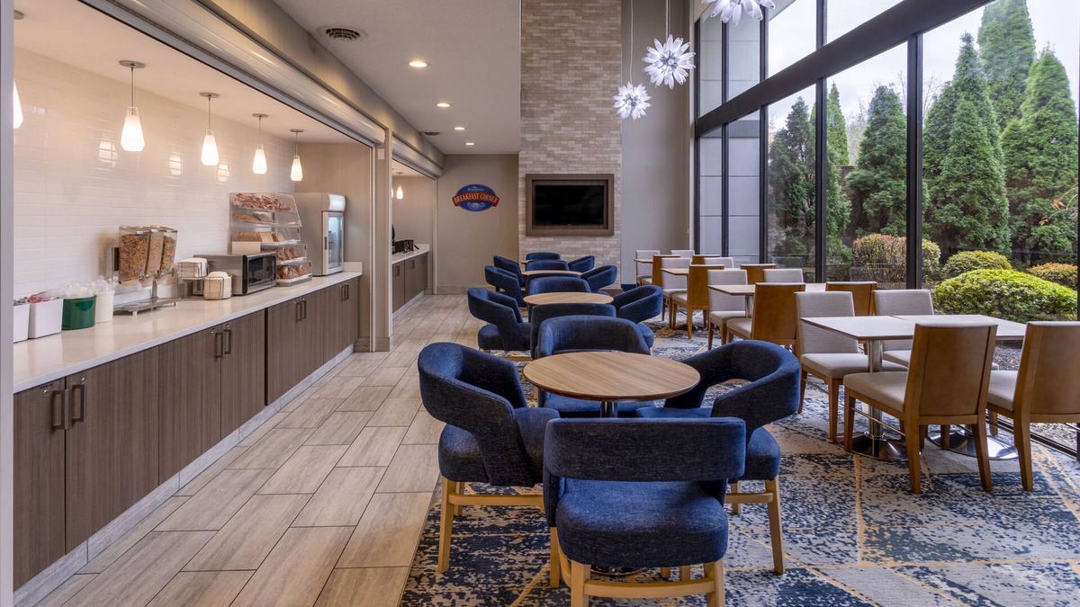 Elmsford Hotel | Baymont by Wyndham White Plains - Elmsford