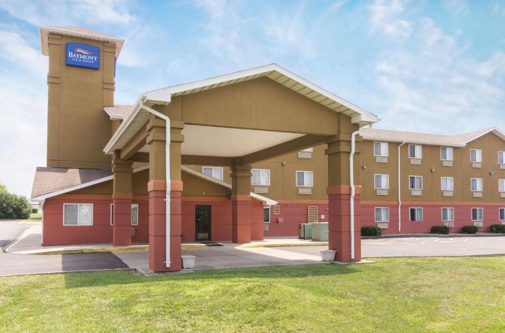 Huber Heights Hotel | Baymont Inn & Suites by Wyndham Huber Heights Dayton Northeast