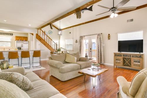 Barataria House | Bayou Bliss Barataria Waterfront Getaway with Dock!