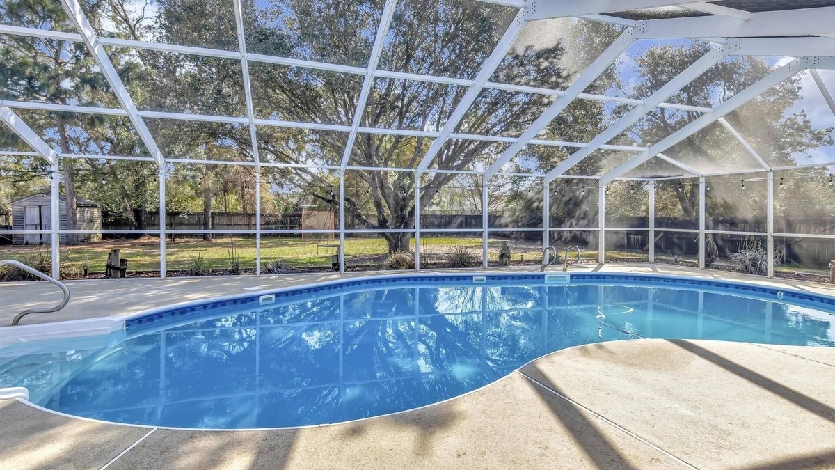 Navarre House | "Bayou Breeze"cPrivate Pool (Heated) Gorgeous Home! Bikes, Game room