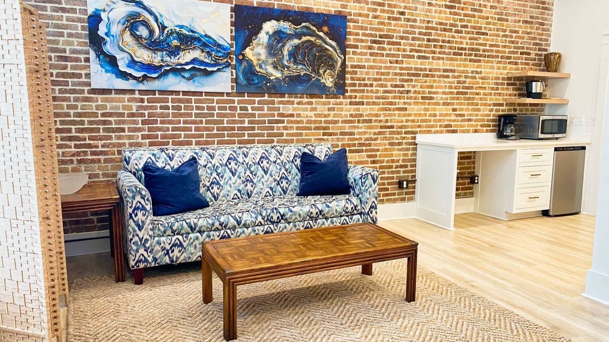 Cape Charles Condo | Bayside Getaways Oyster Oasis - Chesapeake Properties