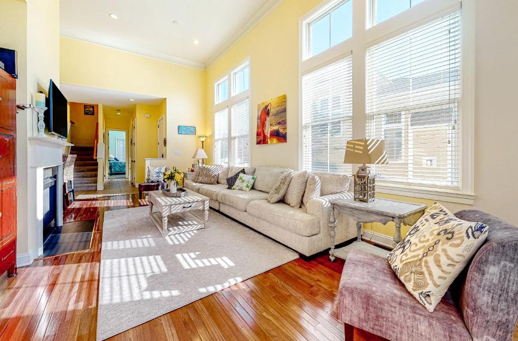 The Commons House | Bayside Resort - 36288 Sunflower Blvd