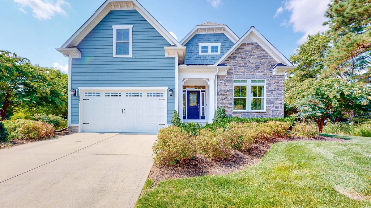 The Commons House | Bayside Resort home with paid-access pools & other resort amenities