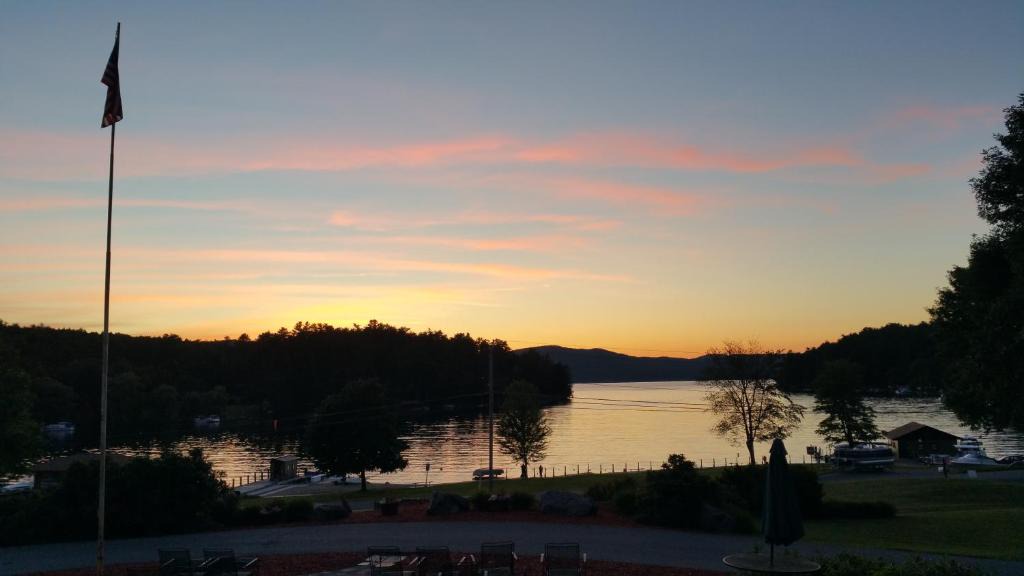 Lake George Hotel | Bayside Resort, Lake George NY