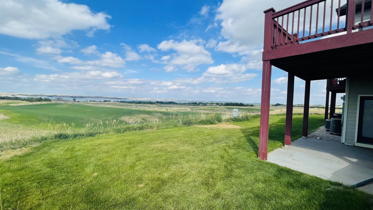 Brule House | Bayside Townhome on #4 Bayside Golf at Lake McConaughy